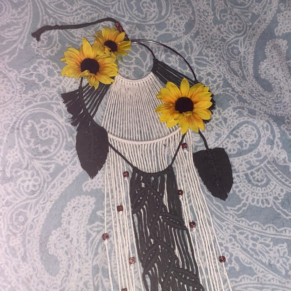 Unique Hand Crafted Macrame Sunflower Design Dream Catcher Hanging Wall Art - Picture 3 of 14